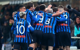 Coronavirus, l'Atalanta: "Medici, infermieri, cittadini: tifiamo per questa squadra"