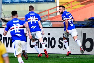 Coronavirus, i calciatori della Sampdoria donano al San Martino