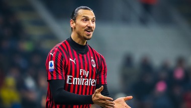 Ibrahimovic fa beneficenza: "Se il virus non va da Zlatan, Zlatan va dal virus"