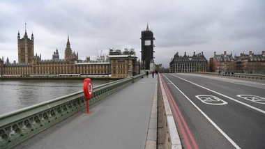 Coronavirus, anche Londra è deserta