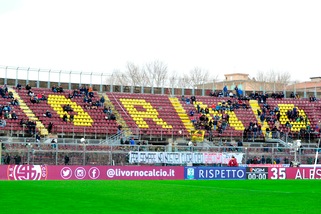 Livorno, i tifosi rinunciano al rimborso biglietti del derby col Pisa