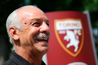 Junior: “Il Brasile prega per voi. Vi seguiamo. Siate d’esempio per il mondo”