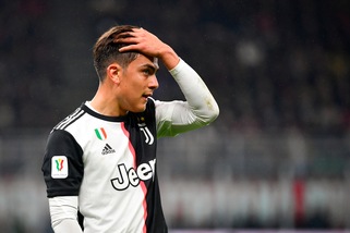 Selvaggia Lucarelli attacca la Juve e Dybala: "I tamponi li fanno solo ai vip"