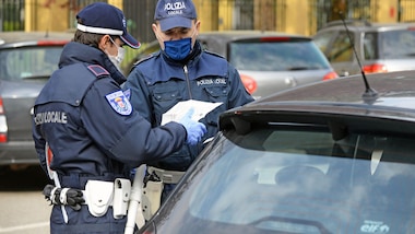 Nuovo modulo autocertificazione del 26 marzo: stampa da qui il pdf