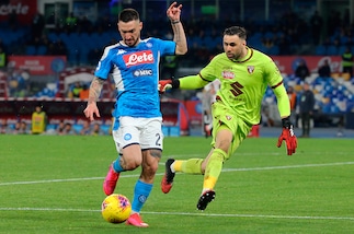 Napoli, per la porta spunta ancora Sirigu