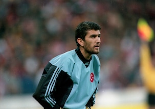 Coronavirus, Rustu ricoverato. La moglie: "Sono sotto shock"