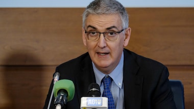 Coronavirus, l'Iss: "Siamo arrivati al picco, un pianoro da cui scendere"