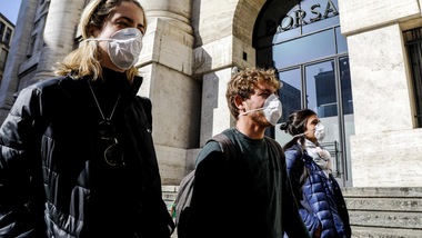 Oms: "Il Coronavirus viaggia con il respiro ad ampie distanze"