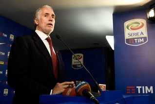 Malagò: "La Serie A in campo il 20 maggio? Borrelli dovrà dare l'ok"