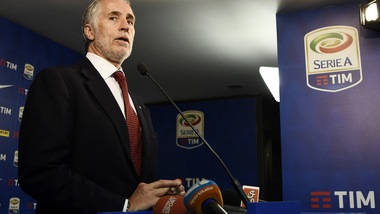 Malagò: "La Serie A in campo il 20 maggio? Borrelli dovrà dare l'ok"