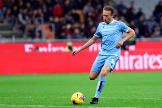 Lazio, Leiva operato al ginocchio: un mese di stop