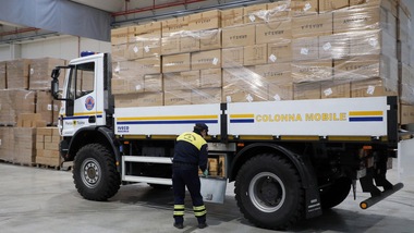 Coronavirus, a Lecce sequestrate quasi 6000 mascherine