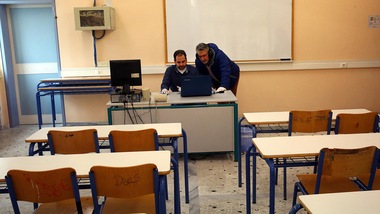 Grecia, le lezioni online per l'emergenza Coronavirus