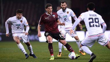 Salernitana, Di Tacchio sul taglio stipendi: "Disponibili a parlarne"