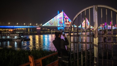 Coronavirus, dopo due mesi e mezzo via le restrizioni a Wuhan