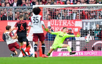 Bild: "Il piano della Bundesliga per giocare: 239 persone per ogni match"