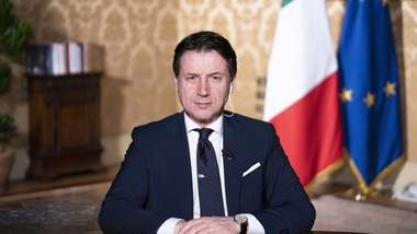 Coronavirus, Conte: "Forse meno restrizioni alla fine di aprile"