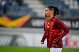 The Sun: "La crisi per il coronavirus allontana Smalling dalla Roma"