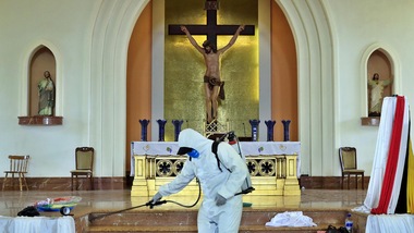 Coronavirus, assembramenti per Venerdì santo nel Foggiano