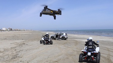 Rimini, controlli in spiaggia con il drone