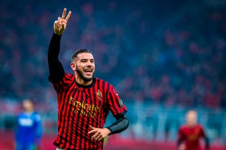 Le 10 Sport: "Psg su Theo Hernandez"
