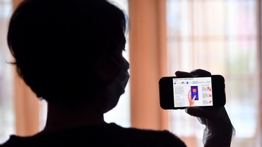 App, la richiesta degli esperti: "Rispetti i diritti e sia trasparente"