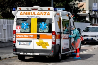 Coronavirus, 437 nuovi morti. In calo positivi e pazienti in terapia intensiva