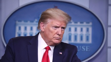 La Vanguardia: "Medici bloccano cocktail di Trump: può uccidere"