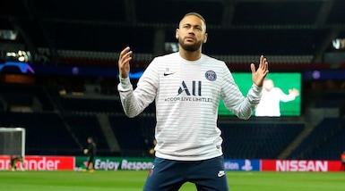 Neymar: "Spero arrivi presto una decisione, non sapere quando torneremo a giocare mi dà l'ansia"