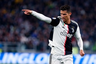Juve, Cristiano Ronaldo resta comunque altri due anni