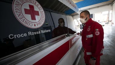 Coronavirus, l'Istat: "Incremento dei morti del 41% rispetto al 2019"