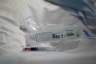 Coronavirus, falsi vaccini venduti sul dark web in Australia