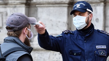 Coronavirus, quando occorre l'autocertificazione nella "Fase 2"