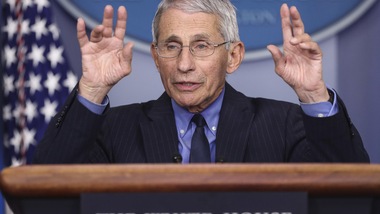 Fauci contro Trump: “Il Coronavirus non è stato creato in laboratorio”