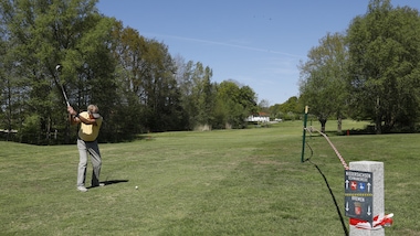 Coronavirus, in Ariziona torneo di golf a porte chiuse