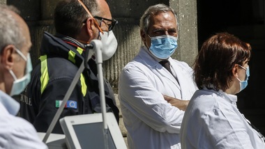 Coronavirus, i numeri in Italia: 243 morti oggi