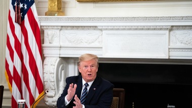 Coronavirus, Trump: "Il virus andrà via senza vaccino"