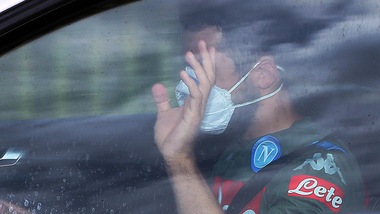 Il prof. Mirone: "Al Napoli un test a settimana. Per la ripresa dico metà giugno"