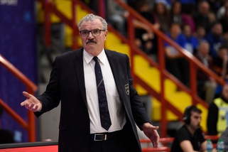 Meo Sacchetti, addio alla Vanoli Cremona: ha firmato con Fortitudo Bologna