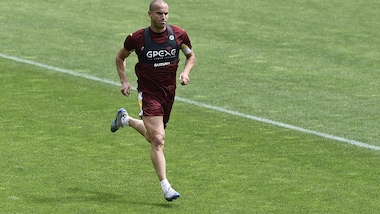 Torino, De Silvestri rinnova la corsa