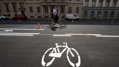 Coronavirus, campagna per promuovere uso della bicicletta a Bologna