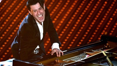 Addio a Ezio Bosso. Il pianista e direttore d'orchestra torinese aveva 48 anni