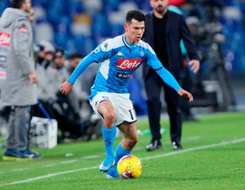 Napoli, Lozano in campo per l'allenamento individuale
