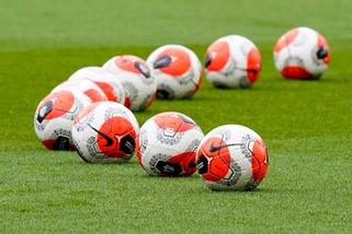 Sun: “Un giocatore di Premier viola il lockdown per un party sessuale a Parigi”