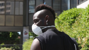 Balotelli è tornato: allenamento con il Brescia