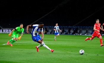 Bundesliga, l'Hertha Berlino domina il derby: 4-0 contro l'Union