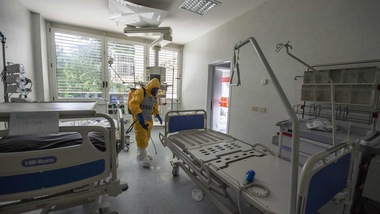 Coronavirus, i dati in Italia: scendono a 300 i nuovi casi registrati