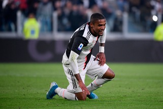 Juve, Douglas Costa: "Troppi infortuni, ho pensato al ritiro"