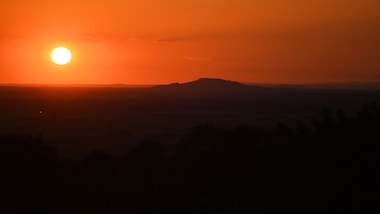 "Il sole uccide il Coronavirus in pochi minuti": ecco lo studio che fa ben sperare