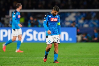 Napoli, perché l'erba del San Paolo è diventata gialla?